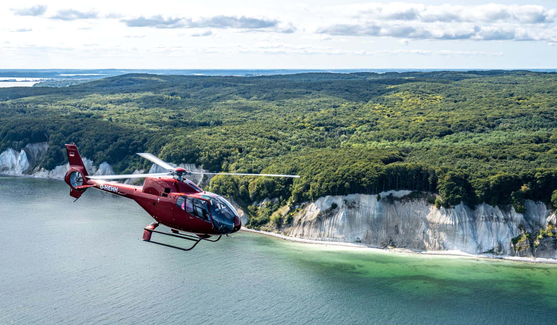 Eurocopter EC120B über Rügen